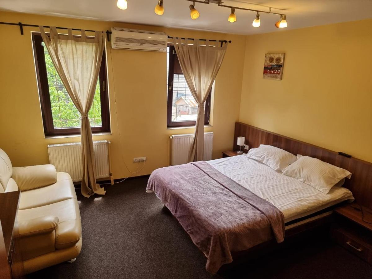 Appartement Casa Romana à Ploieşti Extérieur photo