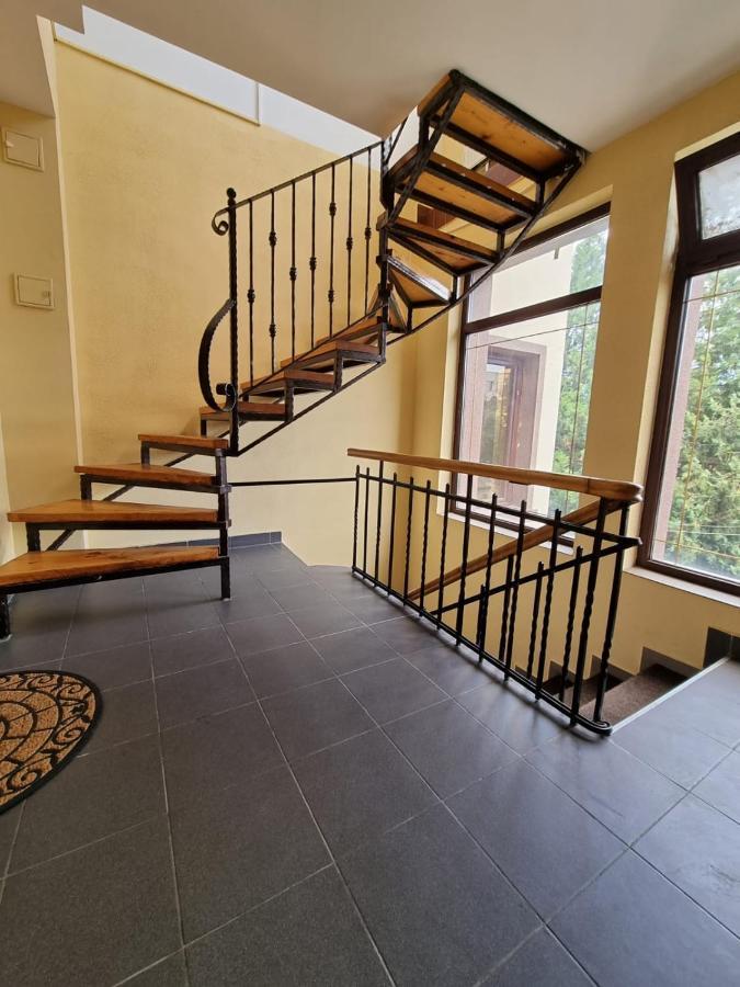 Appartement Casa Romana à Ploieşti Extérieur photo